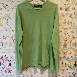 Cashmere green sweater